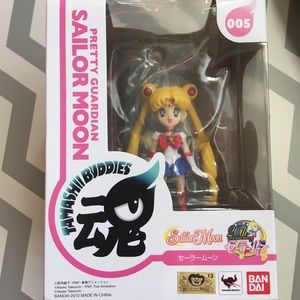 Pretty Sailor Guardian Sailor Moon action figure